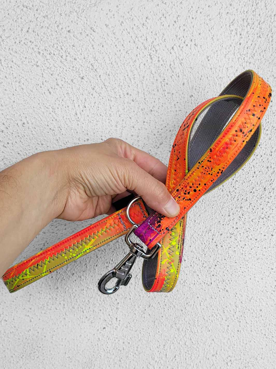 An all over painted pattern vegan leather dog leash by MAGNUS Canis.